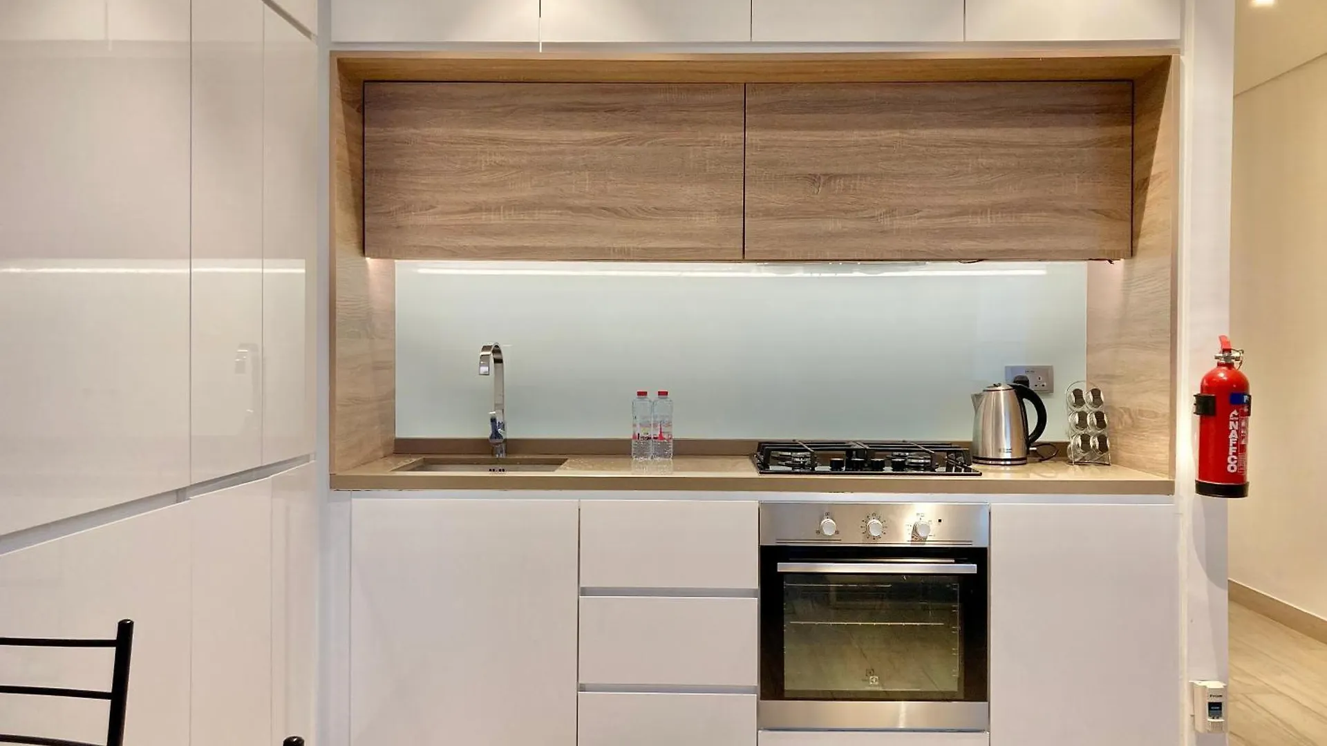 Western Studio One Apartment For Rent In Marina Dubai United Arab Emirates