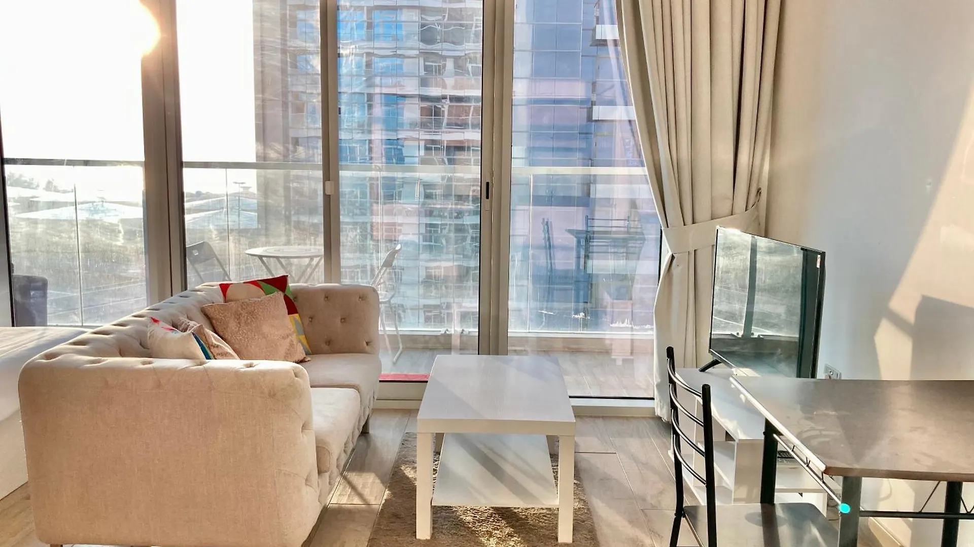 Western Studio One Apartment For Rent In Marina Dubai 0*,