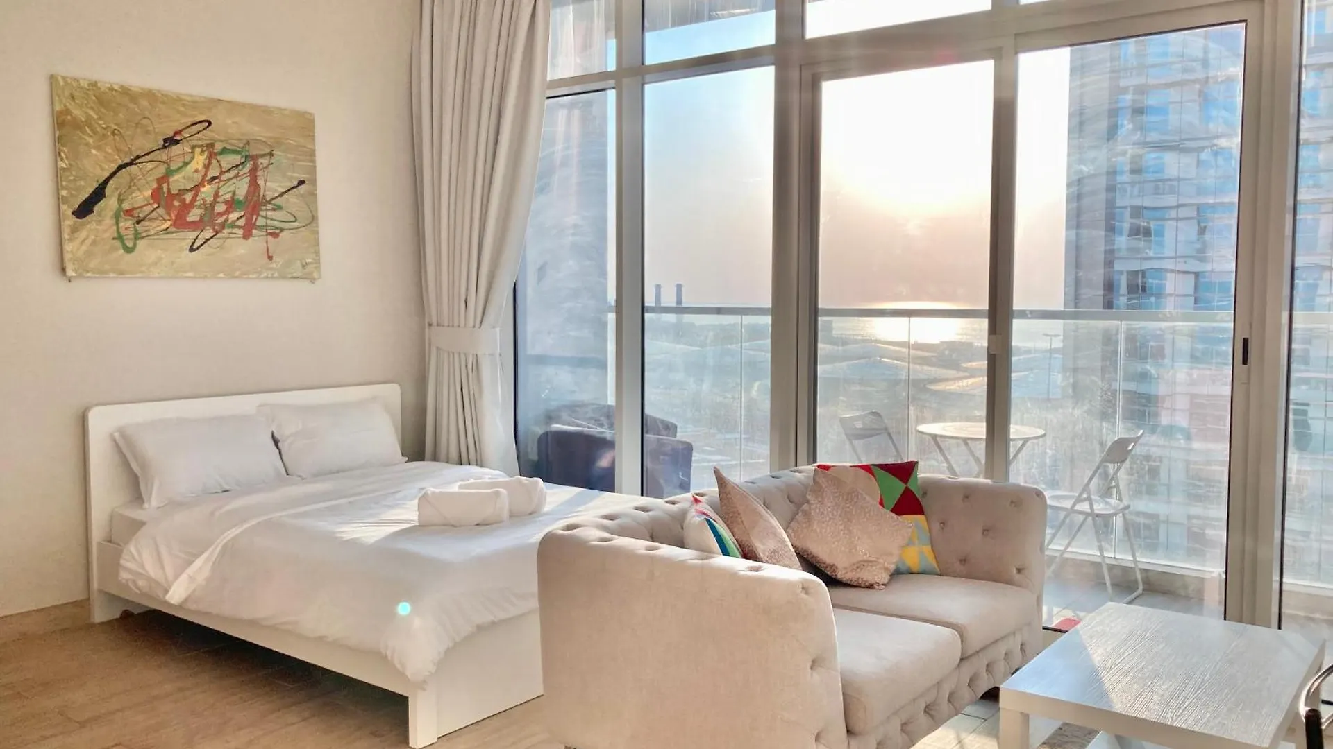 Western Studio One Apartment For Rent In Marina Dubai